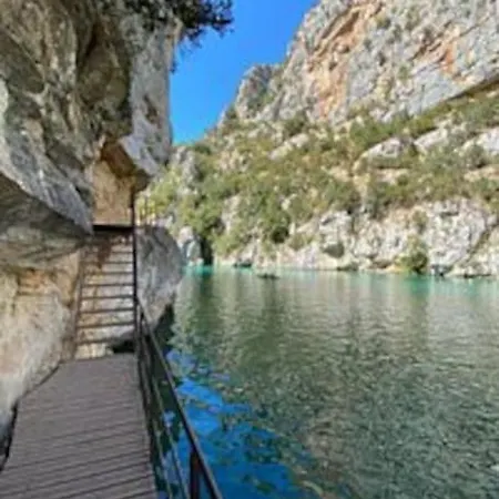 Mazet 55 Gorges Du Verdon 度假居 *